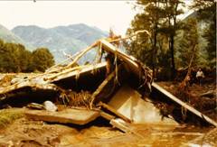 La buvette distrutta dall'alluvione del '78
